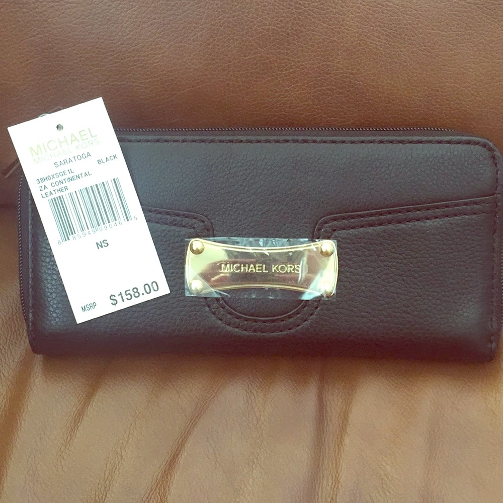 **SOLD**Authentic Michael Kors